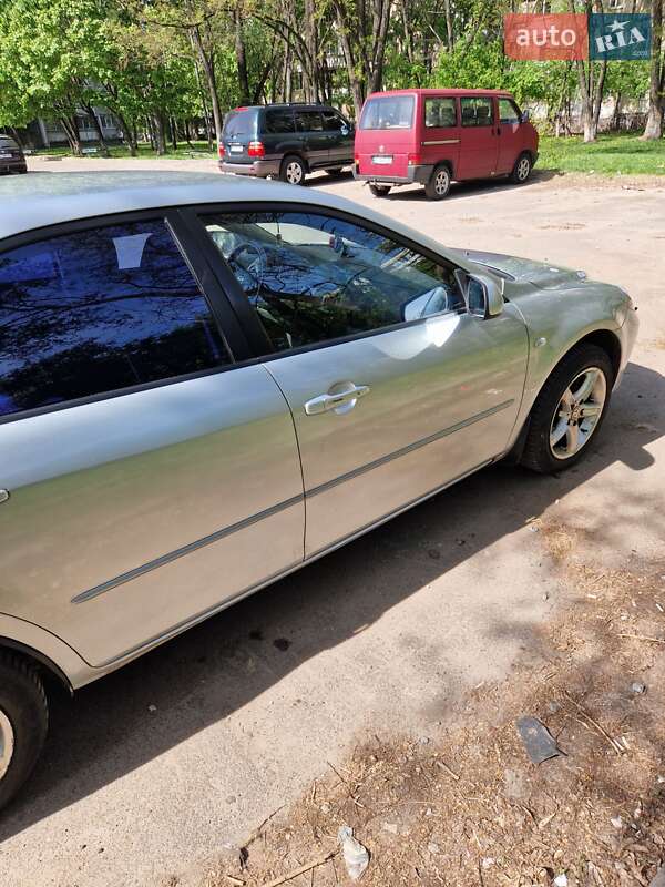 Седан Mazda 6 2002 в Василькові
