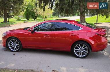 Седан Mazda 6 2016 в 