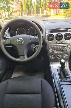 Седан Mazda 6 2004 в 