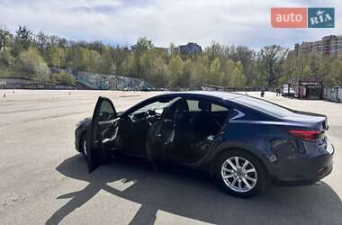Седан Mazda 6 2015 в 