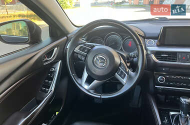 Седан Mazda 6 2016 в 