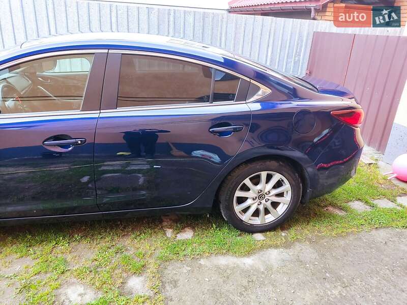 Седан Mazda 6 2013 в Винниках