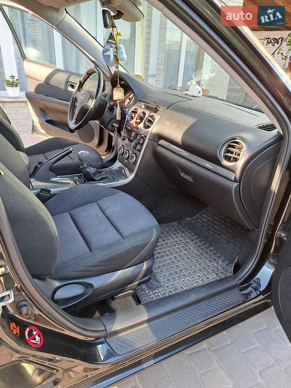 Седан Mazda 6 2005 в Тернополе