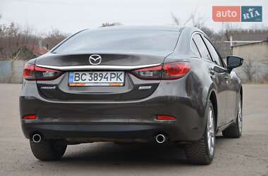 Седан Mazda 6 2015 в 