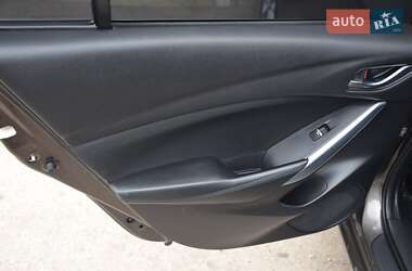 Седан Mazda 6 2015 в 