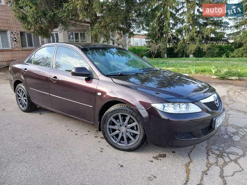 Седан Mazda 6 2005 в Богуславе