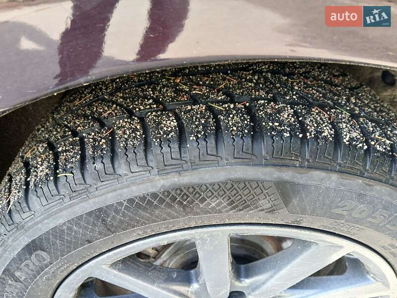 Седан Mazda 6 2005 в Богуславе