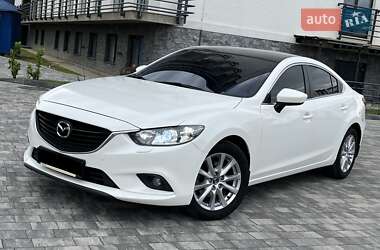 Седан Mazda 6 2014 в Мукачевому