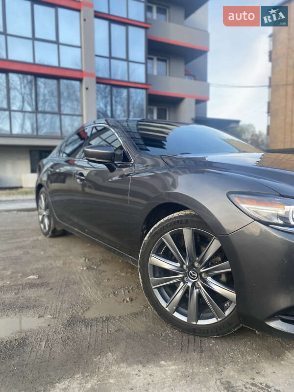 Седан Mazda 6 2019 в Борщеве