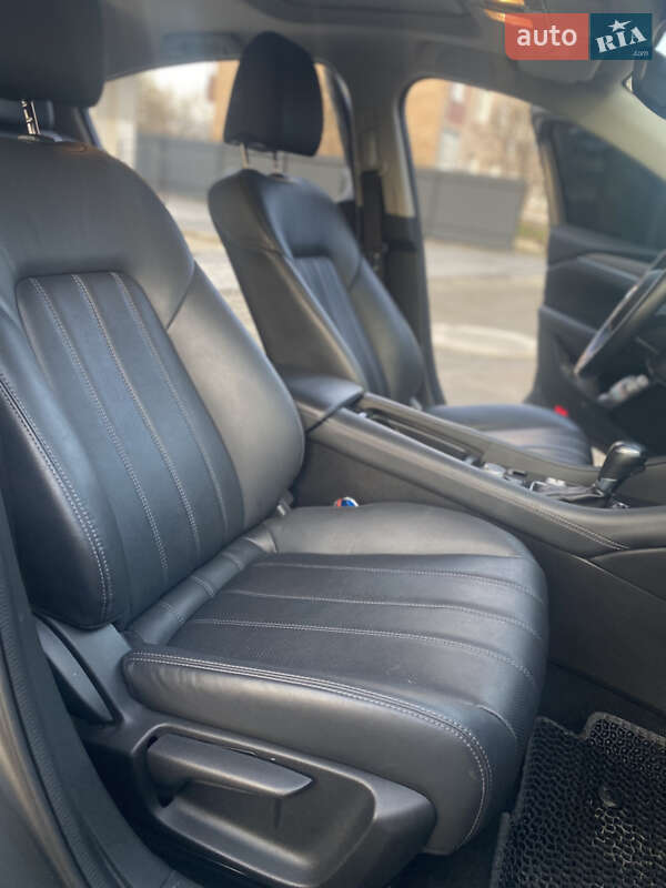 Седан Mazda 6 2019 в Борщеве