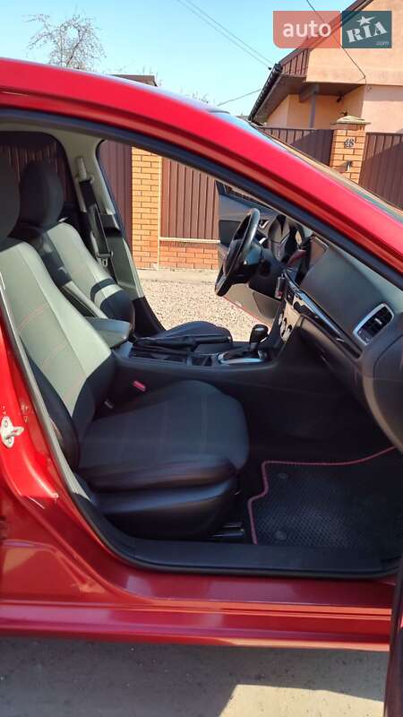 Седан Mazda 6 2014 в Сумах