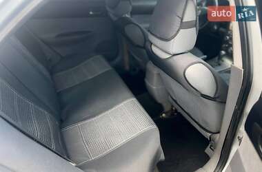 Седан Mazda 6 2005 в 