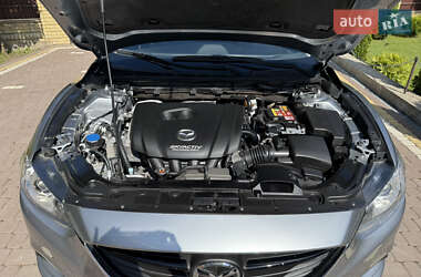Седан Mazda 6 2013 в 