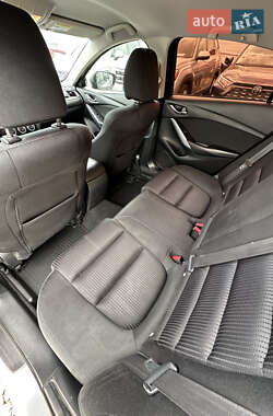 Седан Mazda 6 2015 в 