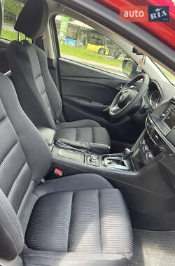Седан Mazda 6 2012 в 