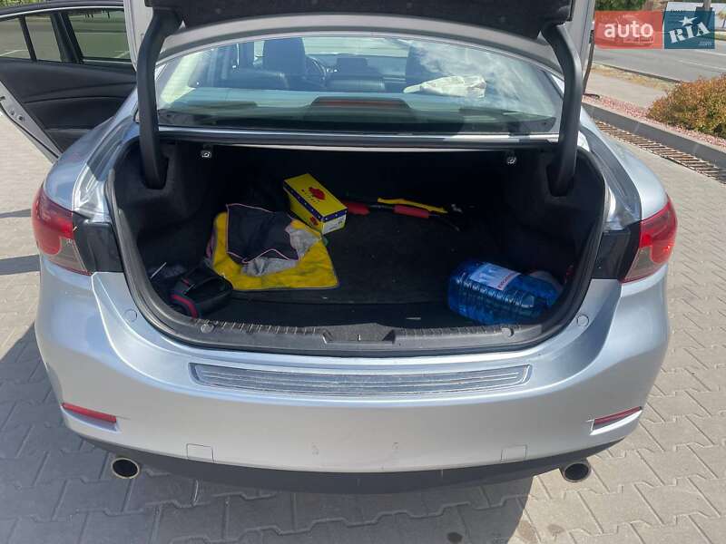 Седан Mazda 6 2015 в Умані