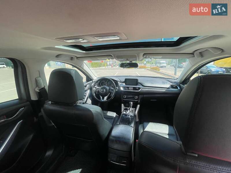 Седан Mazda 6 2015 в Умані