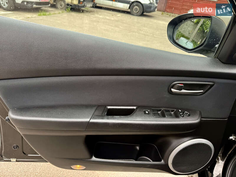 Універсал Mazda 6 2008 в Рівному