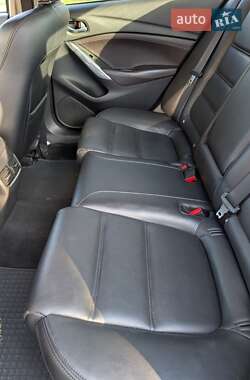 Седан Mazda 6 2016 в 
