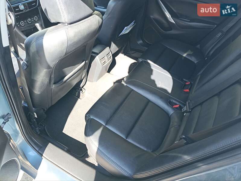 Седан Mazda 6 2014 в Львові