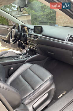 Седан Mazda 6 2015 в 