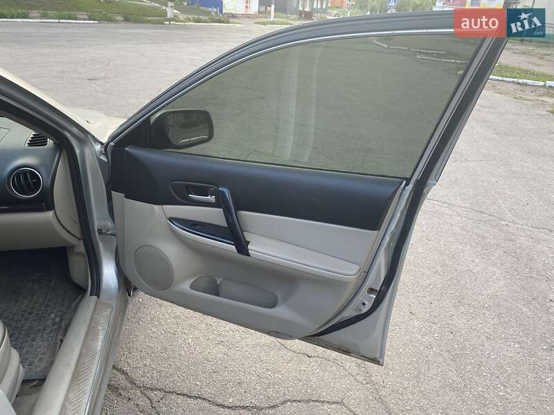 Седан Mazda 6 2007 в Бобровиці