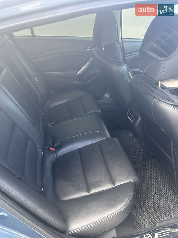 Седан Mazda 6 2015 в Киеве