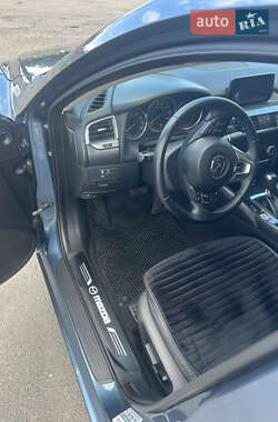 Седан Mazda 6 2015 в 