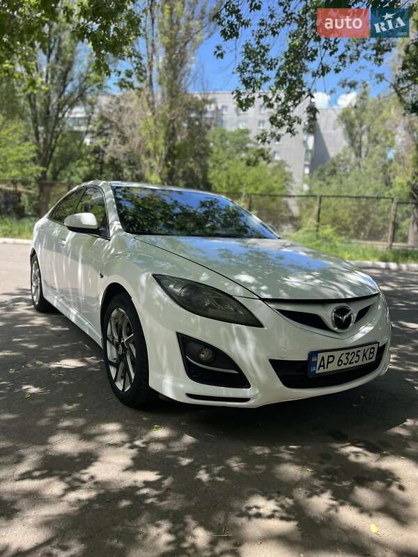 Седан Mazda 6 2011 в 