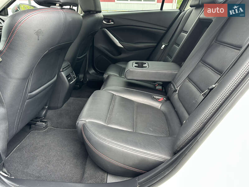 Седан Mazda 6 2013 в Луцке