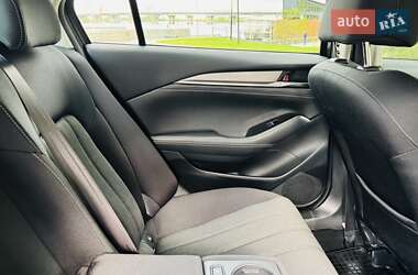 Седан Mazda 6 2021 в 