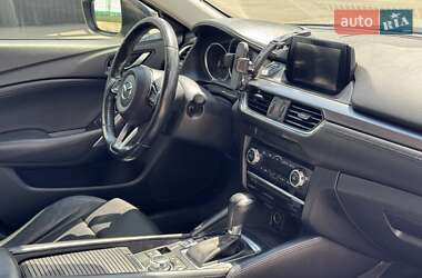 Седан Mazda 6 2016 в 