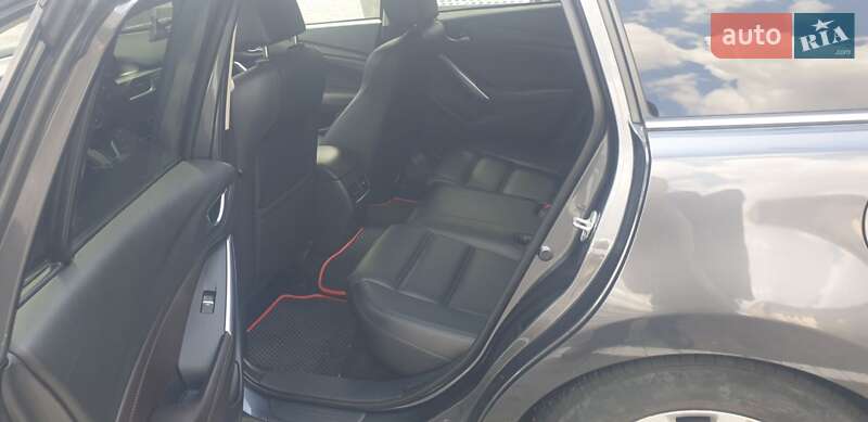 Универсал Mazda 6 2015 в Киеве