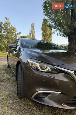 Седан Mazda 6 2016 в Каменском