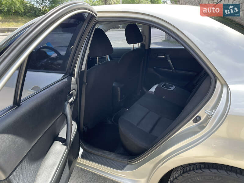 Седан Mazda 6 2007 в Днепре