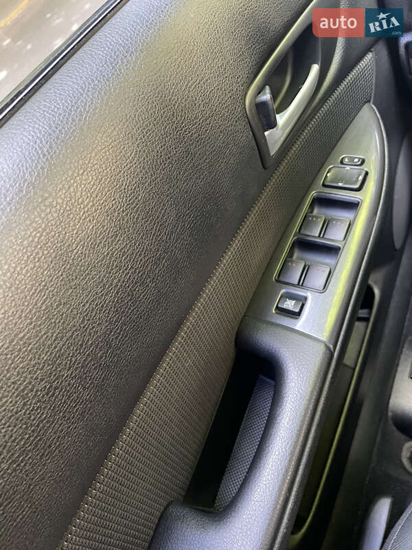 Седан Mazda 6 2007 в Днепре
