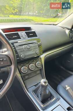Ліфтбек Mazda 6 2011 в 