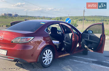 Седан Mazda 6 2011 в 