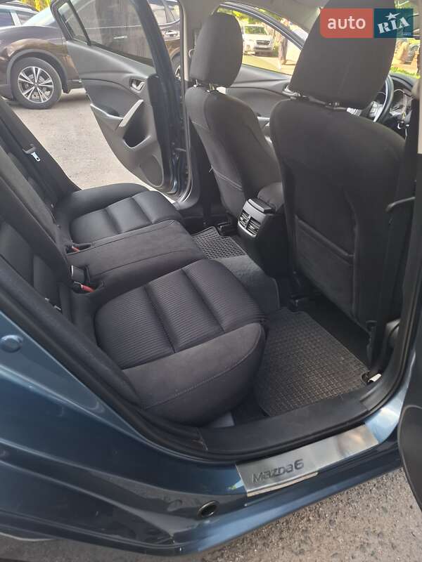 Седан Mazda 6 2013 в Черкасах