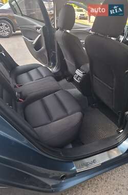 Седан Mazda 6 2013 в 