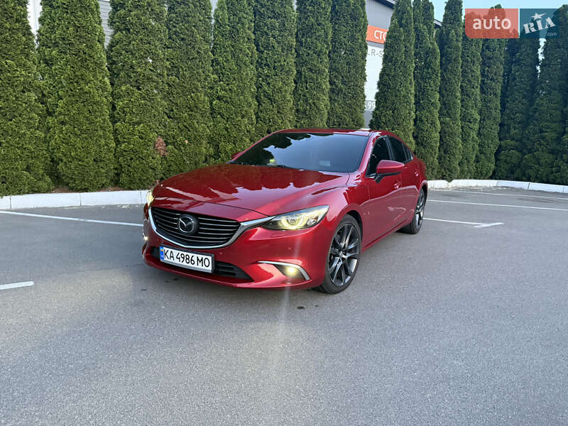 Седан Mazda 6 2015 в 