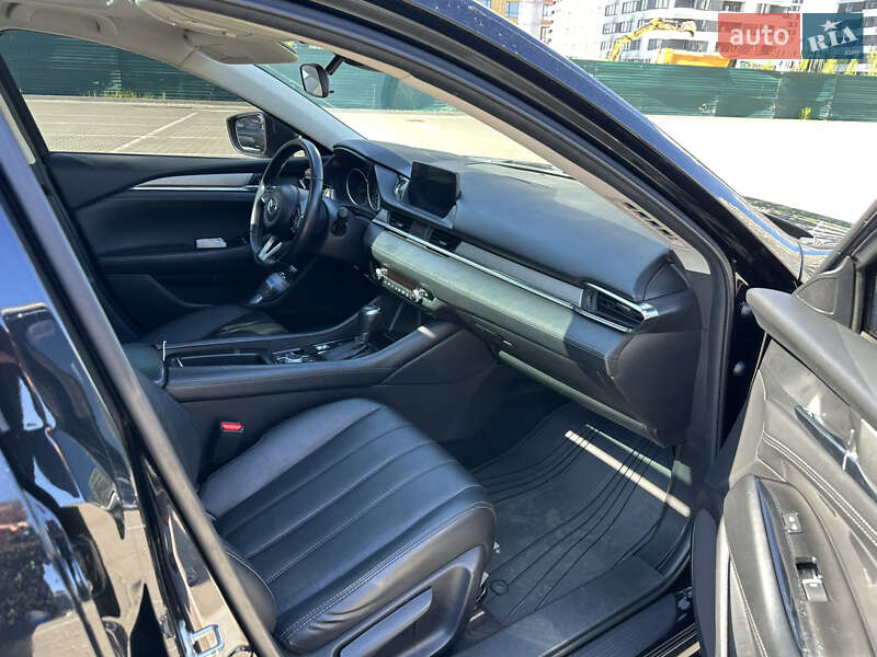 Седан Mazda 6 2018 в Киеве