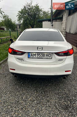Седан Mazda 6 2014 в 