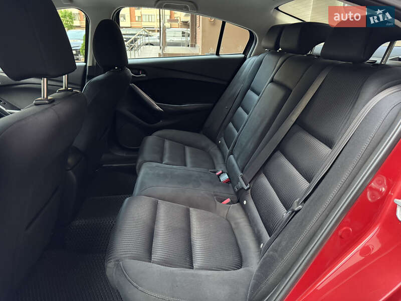 Седан Mazda 6 2015 в Дніпрі