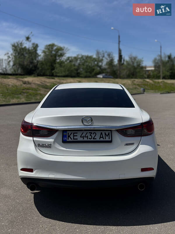 Седан Mazda 6 2015 в Кривом Роге