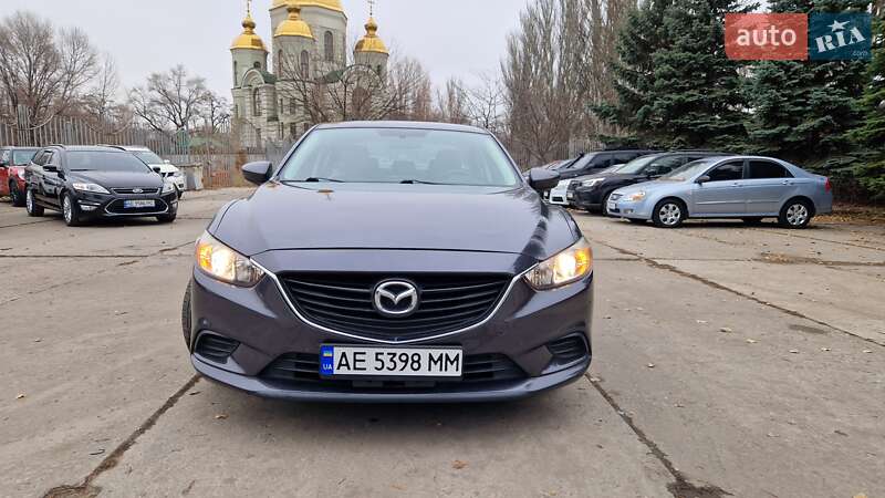 Седан Mazda 6 2016 в Днепре