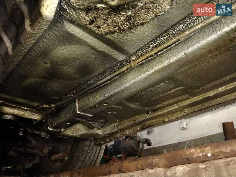 Седан Mazda 6 2003 в Чернігові