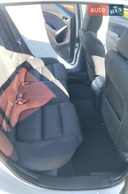Седан Mazda 6 2014 в 