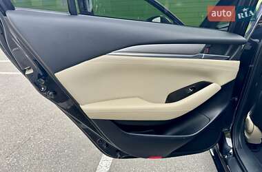 Седан Mazda 6 2018 в 