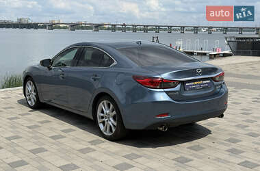 Седан Mazda 6 2015 в 